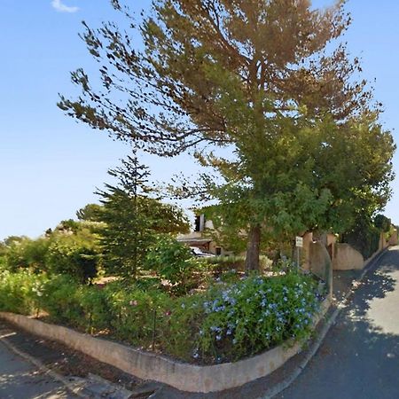 Villa Avec Piscine A Saint-Raphael Et Vue Sur La Montagne Esterno foto